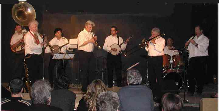 Distilland Band